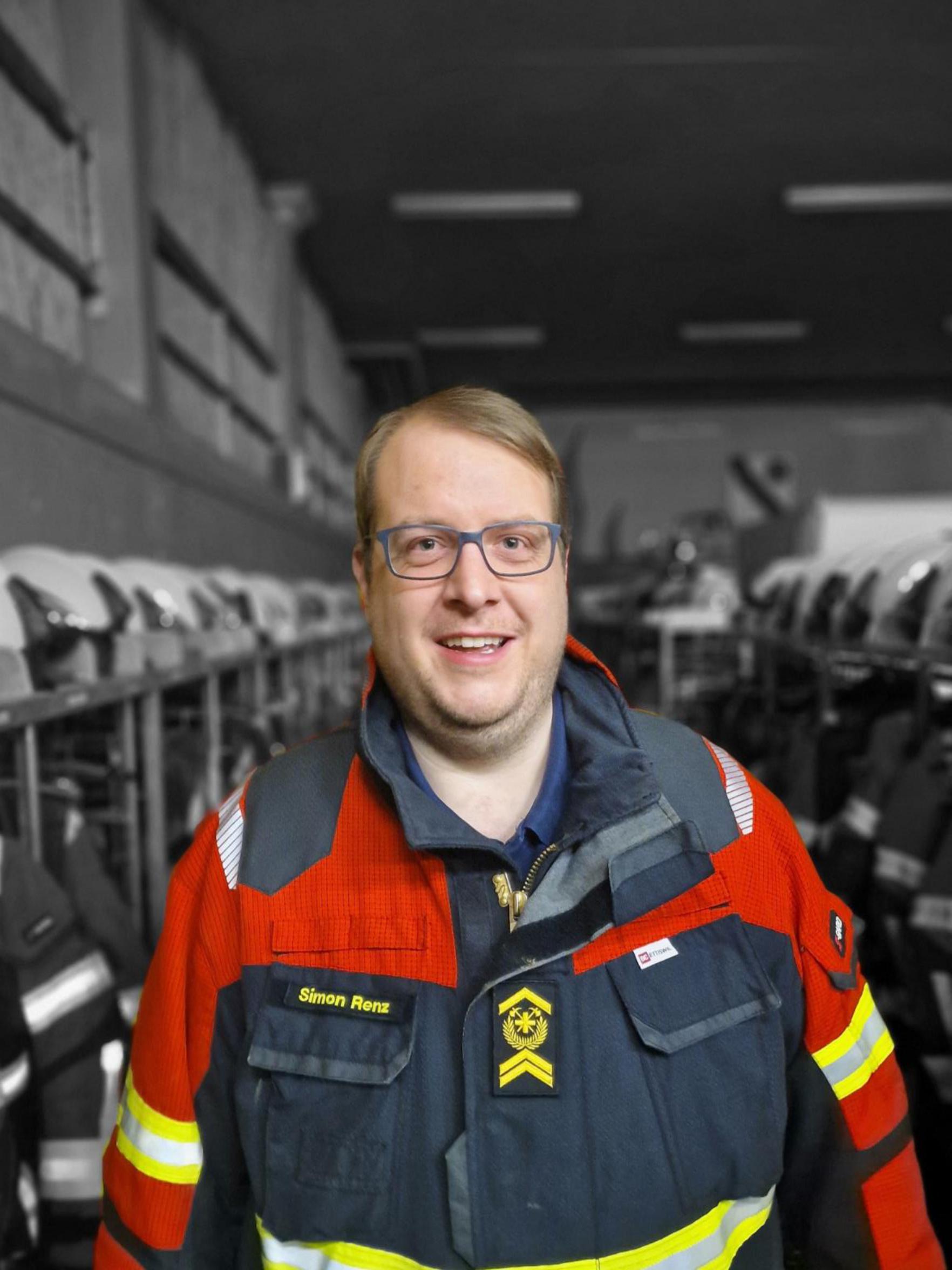 Simon Renz (Adj)